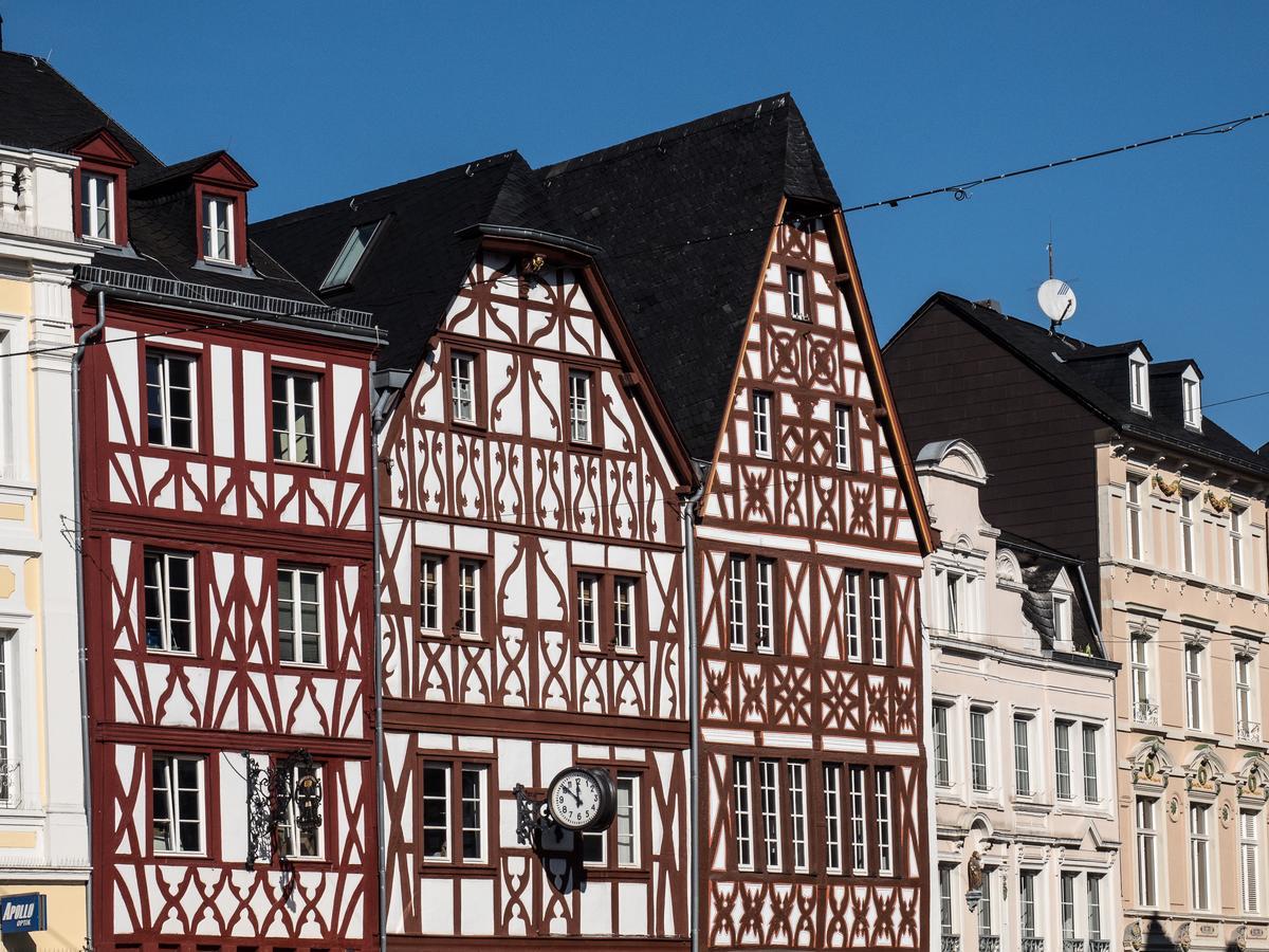 Hotel Haus Am Berg Трир Экстерьер фото